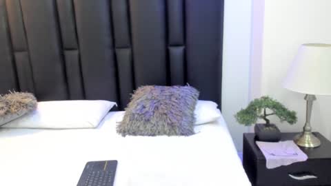 valeri_tafur online show from January 29, 10:48 am