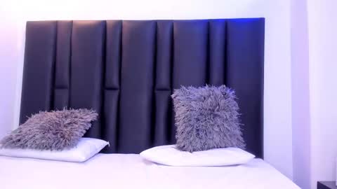 valeri_tafur online show from February 13, 11:17 am