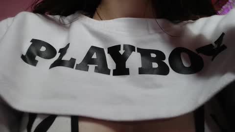 Snapshot of valeria_mendozza chatting on February 11, 8:05 am online show from February 11, 8:05 am