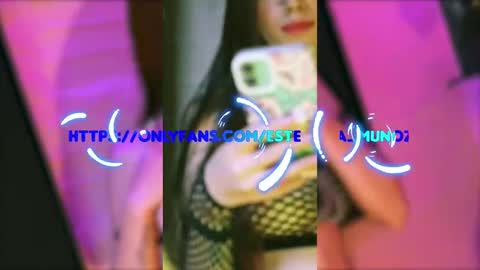 Snapshot of valeria_mendozza chatting on March 10, 8:04 am online show from March 10, 8:04 am