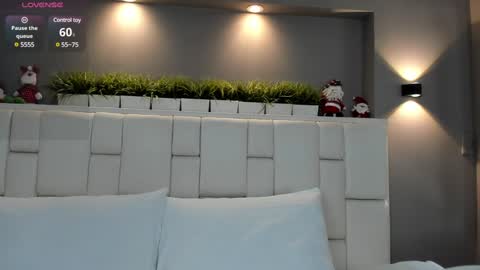 ValeriaGarciax online show from December 9, 12:08 pm