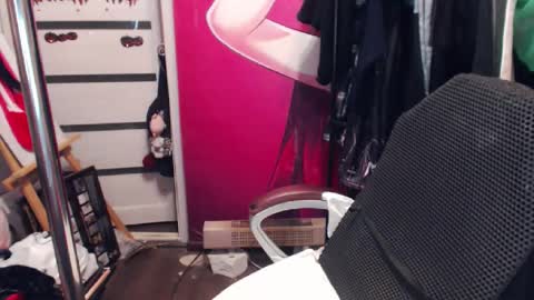 ValeriaXKiss online show from December 27, 7:14 pm