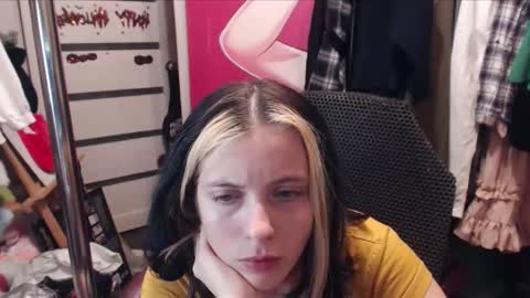 ValeriaXKiss online show from March 6, 6:48 pm