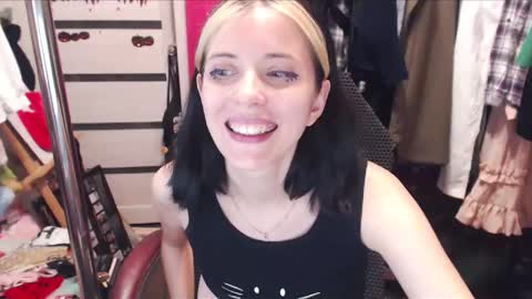 ValeriaXKiss online show from March 10, 9:29 pm