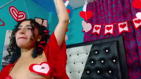 vale online show from February 14, 11:53 pm