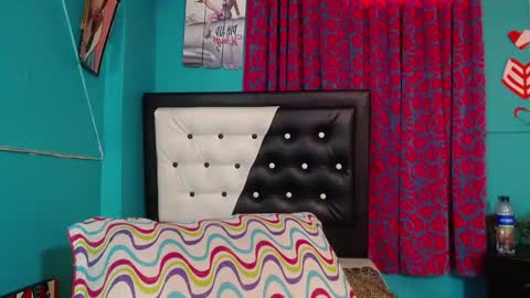 vale online show from September 25, 6:33 pm