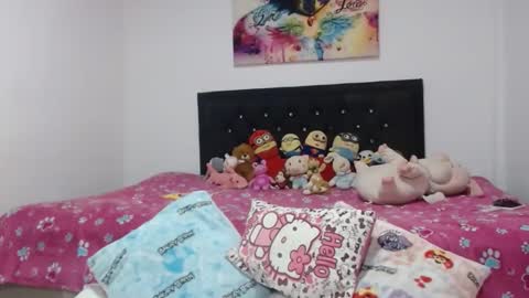 valerie_rousse online show from February 25, 2:14 am