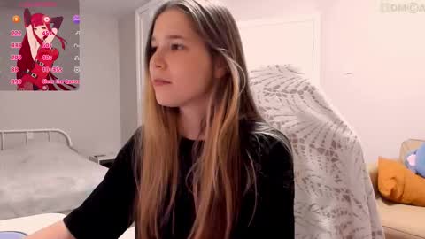 Snapshot of valeriebubbles chatting on September 23, 6:00 pm Valerie online show from September 23, 6:00 pm