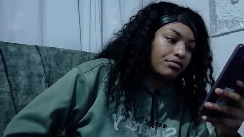 valerigallardo online show from October 27, 9:41 pm