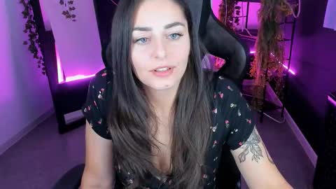 Valerie online show from October 9, 11:58 pm