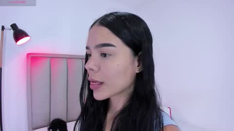 Snapshot of valery__nova chatting on October 12, 5:56 pm Cris online show from October 12, 5:56 pm