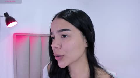 Snapshot of valery__nova chatting on November 26, 11:28 pm Cris online show from November 26, 11:28 pm