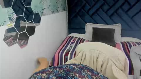 VALERY MORE online show from November 4, 12:04 pm