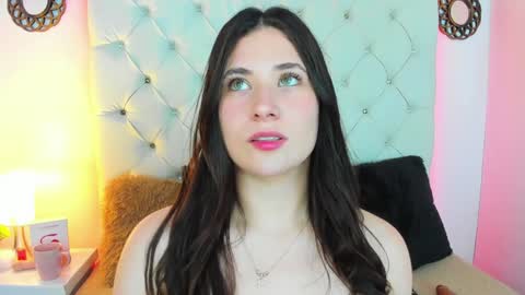 Snapshot of valeryfoxt chatting on January 21, 4:21 am valery online show from January 21, 4:21 am