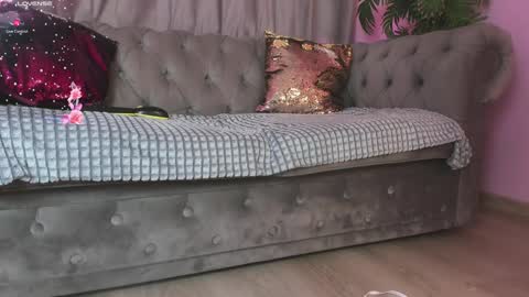 Snapshot of valerymur chatting on January 17, 8:24 am Valery Mur3 online show from January 17, 8:24 am