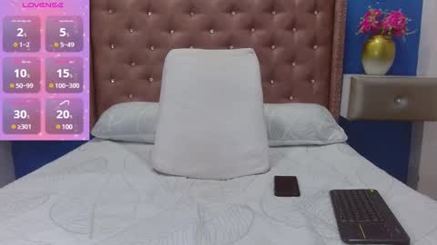 ValeryTunder online show from January 18, 6:32 pm