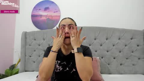 Valesskahall online show from November 10, 12:15 pm