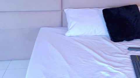 Vale online show from September 23, 1:36 pm