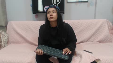 valevicious online show from January 25, 7:18 pm