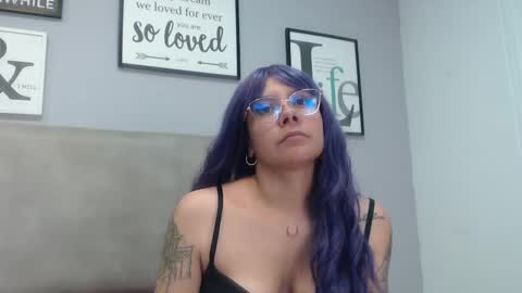 valevicious online show from September 18, 6:43 pm