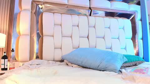 Valkiria moore  online show from January 5, 4:16 pm