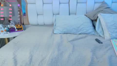 Valkiria moore  online show from October 9, 8:18 pm