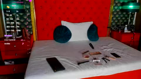 Valerie Val V online show from October 27, 6:45 pm