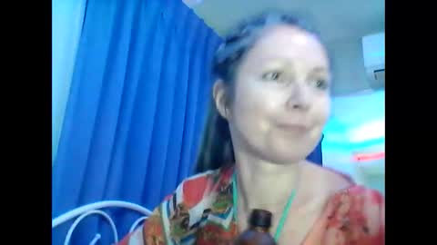 ValleriWind online show from January 30, 3:00 am