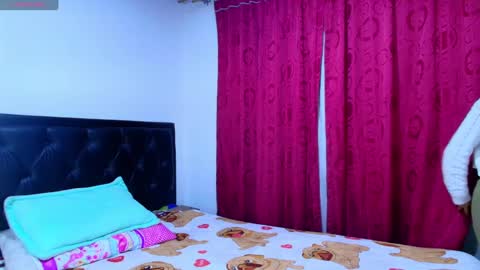 Snapshot of vallery_evanss chatting on September 13, 11:26 pm Taty independent account online show from September 13, 11:26 pm