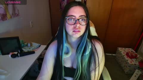 Im Violet online show from December 20, 12:08 am