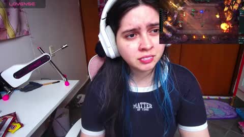 Im Violet online show from February 9, 4:40 pm