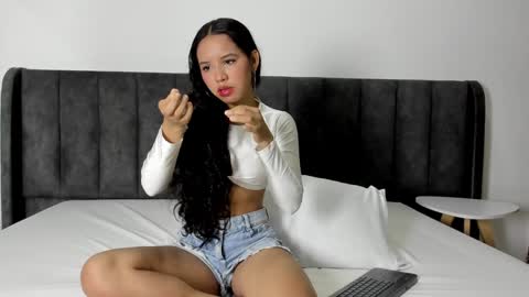 valtira nova online show from January 28, 3:25 am