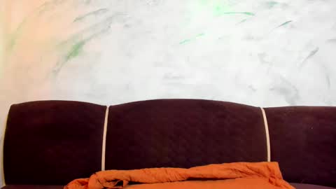 valentina online show from February 15, 8:11 am