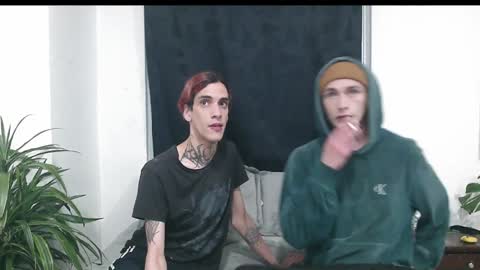 Vamp Noah and Dan online show from December 27, 3:42 am