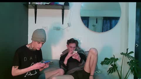 Vamp Noah and Dan online show from January 24, 8:32 pm