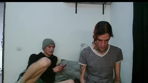 Vamp Noah and Dan online show from February 28, 6:52 pm