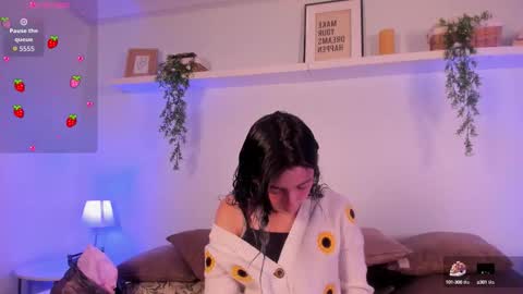 vamp  online show from October 16, 8:21 pm