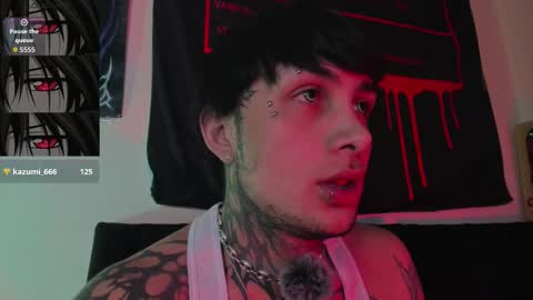 david guzman i model independenthelp me with a thumbs up online show from September 20, 1:28 am