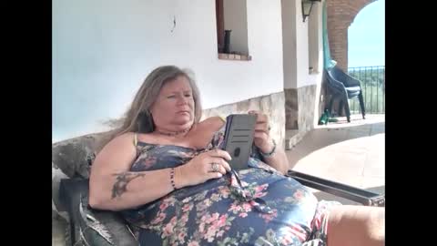 vampwoman online show from February 14, 11:42 am