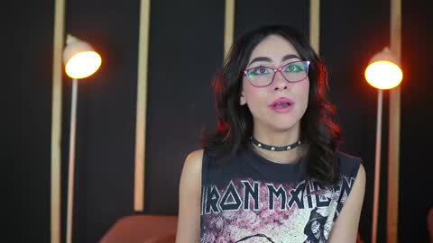 Snapshot of vampy_dolll chatting on January 26, 3:17 am vampy_dolll online show from January 26, 3:17 am