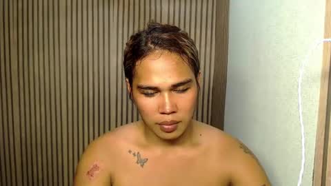 Snapshot of vampy_ebony_laxine chatting on January 5, 7:38 am vampy_ebony_laxine online show from January 5, 7:38 am