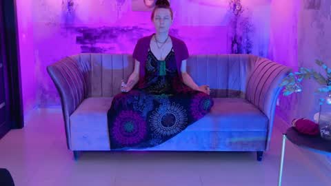 Snapshot of vandarossi chatting on December 27, 5:20 am Vanda online show from December 27, 5:20 am