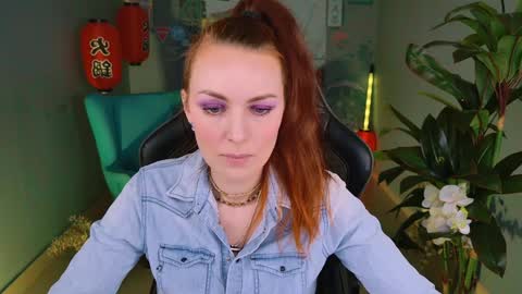 Snapshot of vandarossi chatting on January 24, 8:44 am Vanda online show from January 24, 8:44 am