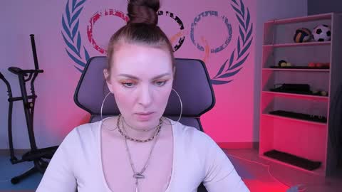 Snapshot of vandarossi chatting on January 26, 11:17 am Vanda online show from January 26, 11:17 am