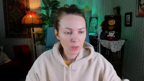 Snapshot of vandarossi chatting on February 16, 5:26 am Vanda online show from February 16, 5:26 am