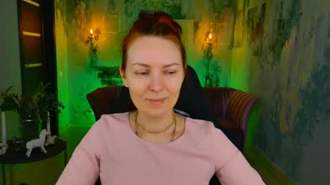 Snapshot of vandarossi chatting on February 21, 5:13 am Vanda online show from February 21, 5:13 am