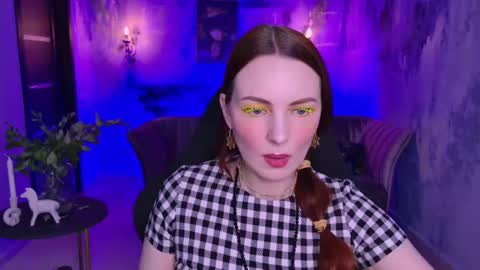 Snapshot of vandarossi chatting on March 2, 8:16 am Vanda online show from March 2, 8:16 am