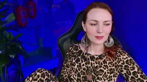 Snapshot of vandarossi chatting on March 6, 5:11 pm Vanda online show from March 6, 5:11 pm