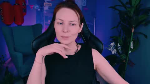 Snapshot of vandarossi chatting on September 29, 9:03 am Vanda online show from September 29, 9:03 am