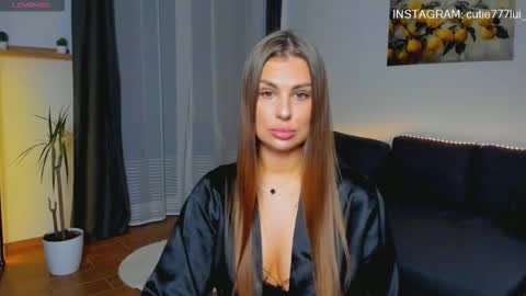 vanessa_moonn online show from November 10, 10:36 am